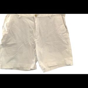 Men’s IZOD Saltwater Shorts in White